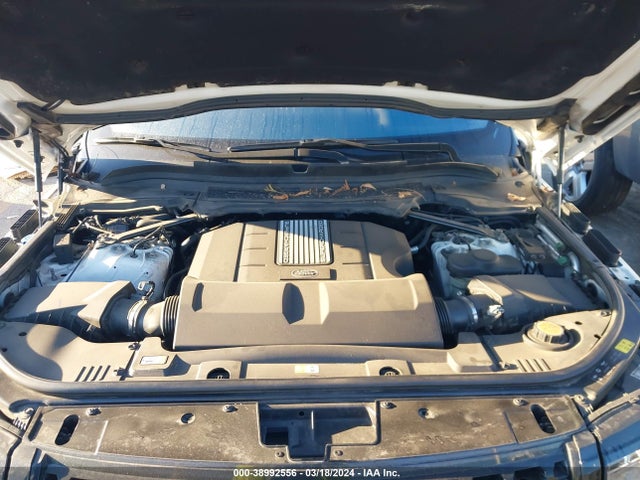 Land Rover Range Rover 5.0l V8 Supercharged 2016 SALGS2EF1GA301598 Image 10
