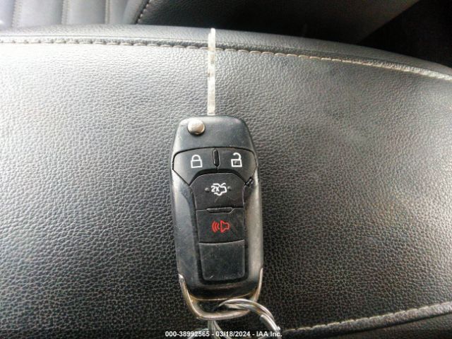 3FA6P0T91GR141689 Ford FUSION SE