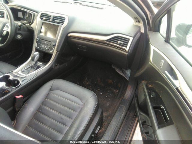 3FA6P0T91GR141689 Ford FUSION SE