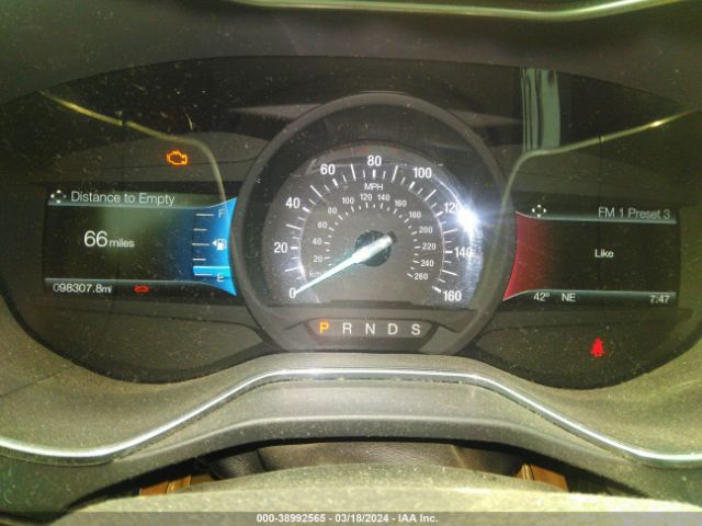 3FA6P0T91GR141689 Ford FUSION SE