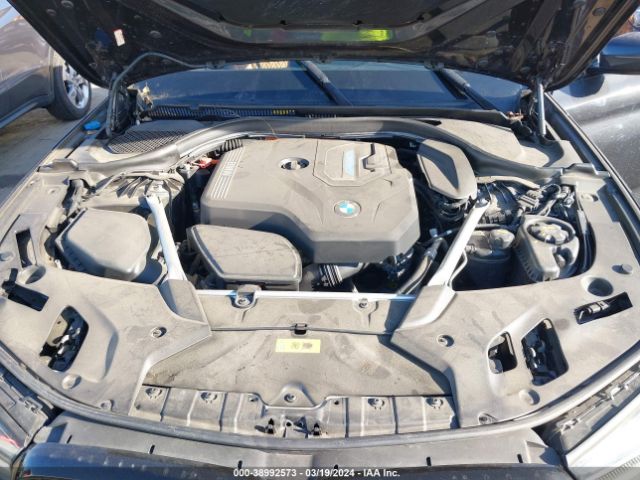 WBA13AG0XMCF22761 BMW 530e