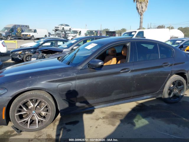 WBA13AG0XMCF22761 BMW 530e
