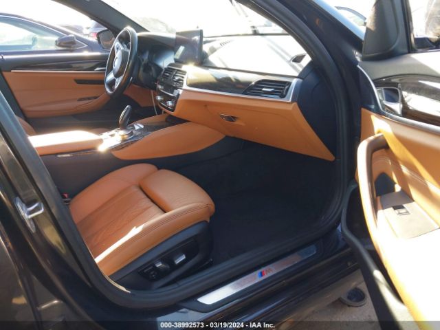 WBA13AG0XMCF22761 BMW 530e