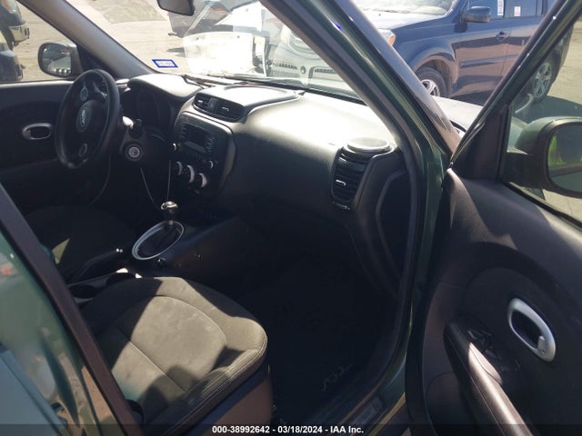 KIA Soul 2014 KNDJN2A2XE7047374 Image 5
