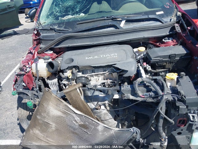 1C4PJLAB2FW617208 Jeep Cherokee Sport