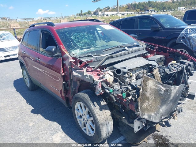 1C4PJLAB2FW617208 Jeep Cherokee Sport
