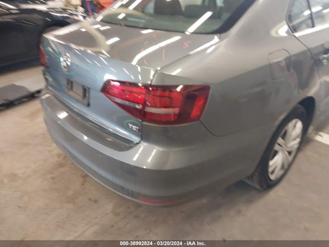 3VW2B7AJ2HM369421 Volkswagen Jetta 1.4t S