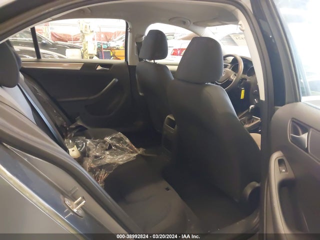 3VW2B7AJ2HM369421 Volkswagen Jetta 1.4t S