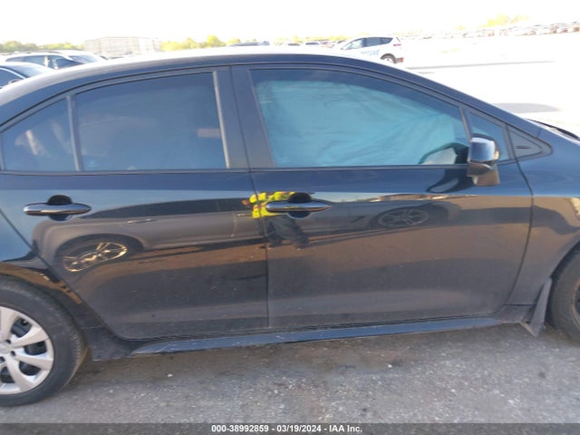 Toyota COROLLA LE 2022 5YFEPMAE0NP320967 Image 13
