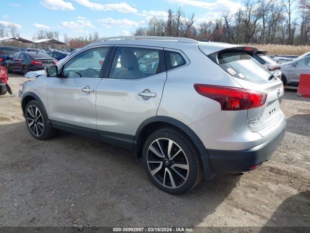 JN1BJ1CR7JW600294 Nissan Rogue Sport Sl