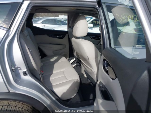 JN1BJ1CR7JW600294 Nissan Rogue Sport Sl