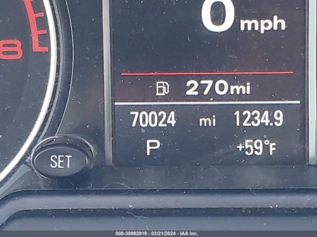 WA1LFAFP6FA040599 Audi Q5 2.0t Premium