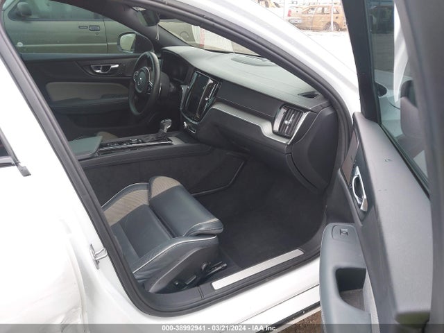 7JRA22TM7LG065434 Volvo S60 T6 R-design
