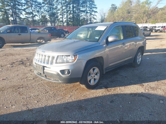 Jeep Compass Latitude 2016 1C4NJCEA6GD773631 Image 2