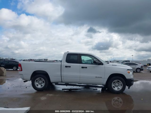 1C6SRECG9LN386100 RAM 1500 Tradesman Quad Cab 4x2 6'4 Box
