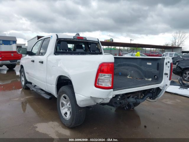 1C6SRECG9LN386100 RAM 1500 Tradesman Quad Cab 4x2 6'4 Box