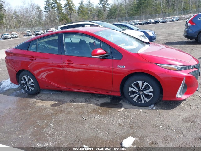 Toyota Prius Prime Plus 2019 JTDKARFPXK3115611 Image 14