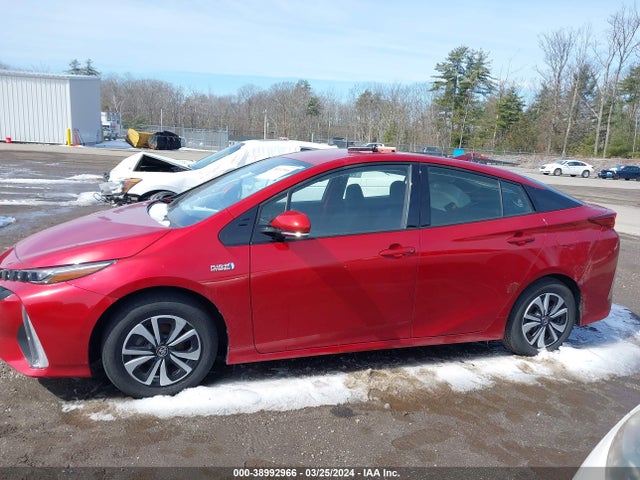 Toyota Prius Prime Plus 2019 JTDKARFPXK3115611 Image 15