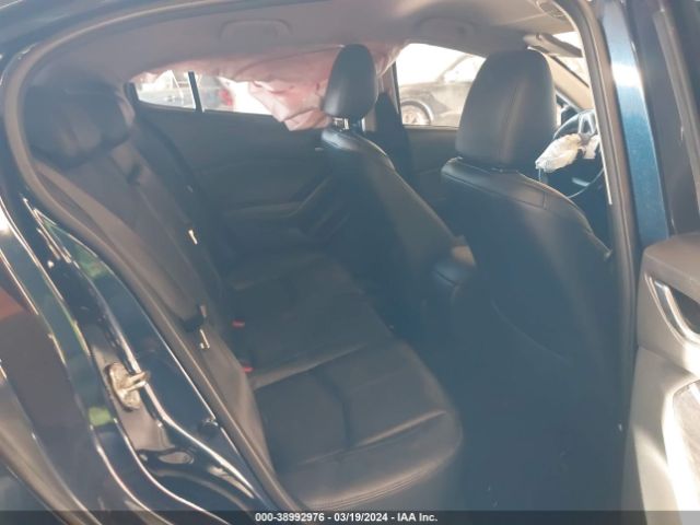 3MZBN1L33JM273984 Mazda Mazda3 Touring