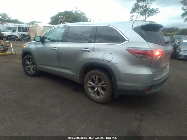 Toyota Highlander Le V6 2016 5TDBKRFH9GS313172 Image 3