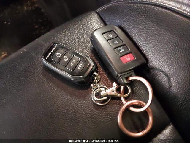 Toyota Corolla S Premium 2016 5YFBURHEXGP390302 Image 11