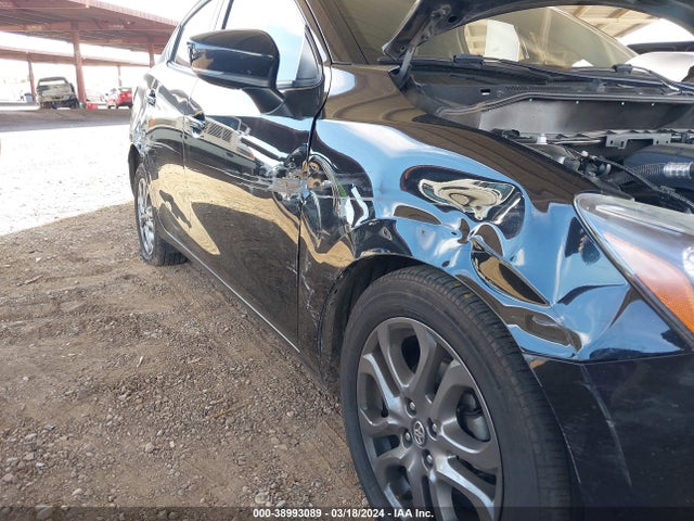 Toyota YARIS LE 2019 3MYDLBYV0KY528832 Image 6