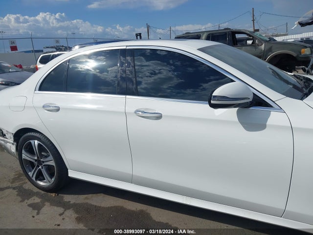 Mercedes-Benz m274 2019 WDDZF4JB0KA514902 Image 26