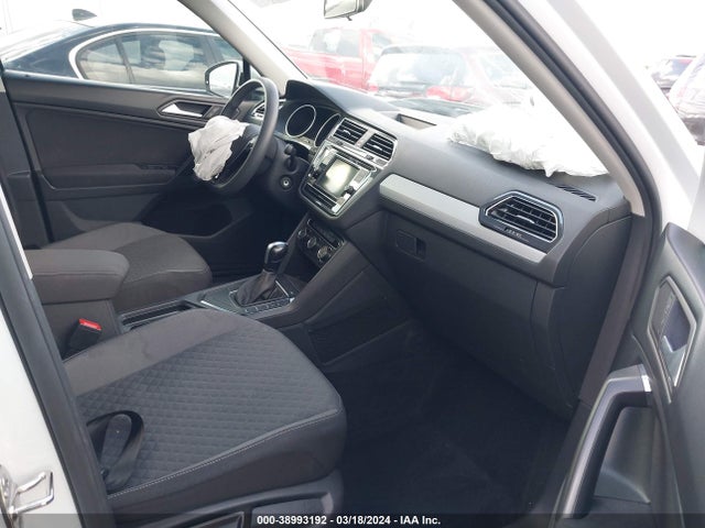 3VV1B7AX2MM108434 Volkswagen Tiguan 2.0t S