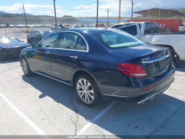 WDDZF4JB2HA082256 Mercedes-Benz E 300