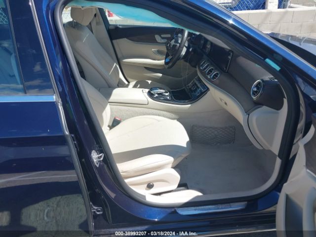 WDDZF4JB2HA082256 Mercedes-Benz E 300