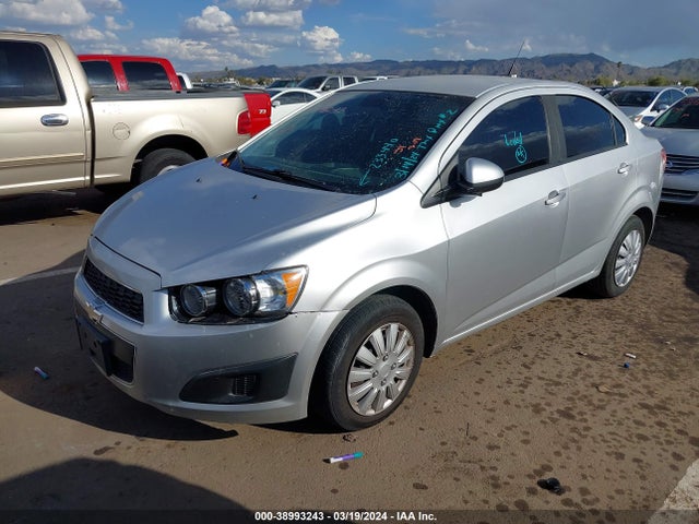 Chevrolet Sonic Ls Auto 2014 1G1JA5SH4E4233440 Image 2