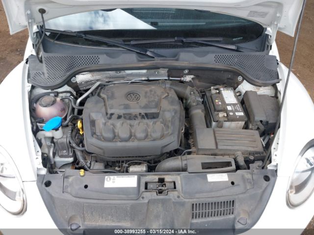 3VWFD7AT1JM701898 Volkswagen Beetle 2.0t Coast/2.0t S