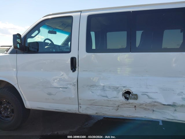 1GBWGFFG1G1223833 Chevrolet Express 2500 Lt
