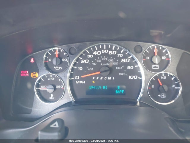 1GBWGFFG1G1223833 Chevrolet Express 2500 Lt