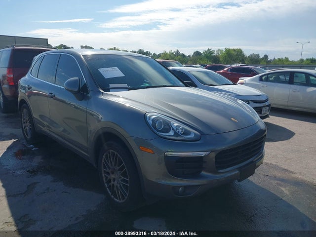 2016 PORSCHE CAYENNE WP1AA2A20GKA11509 Photo 0