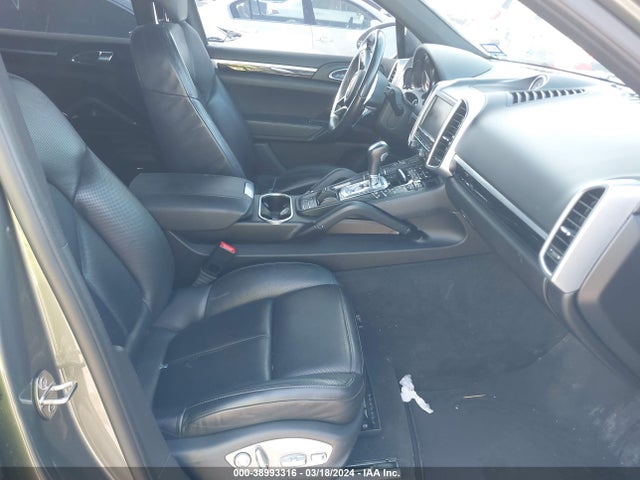 2016 PORSCHE CAYENNE WP1AA2A20GKA11509 Photo 4