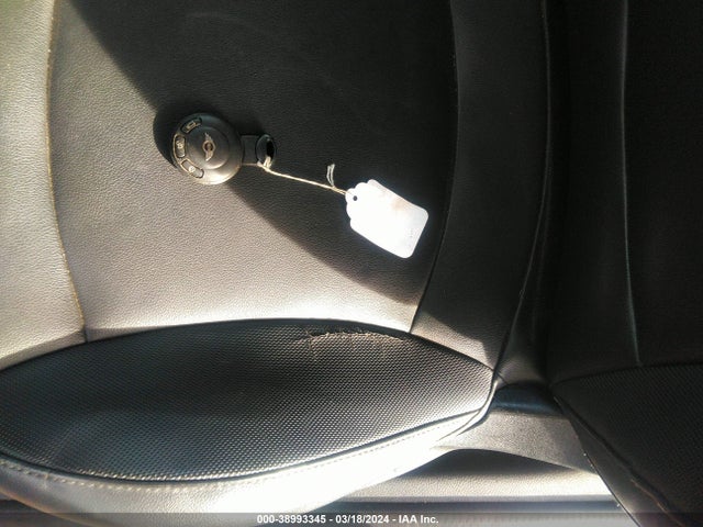 2012 MINI COOPER WMWSU3C52CT259532 Photo 10