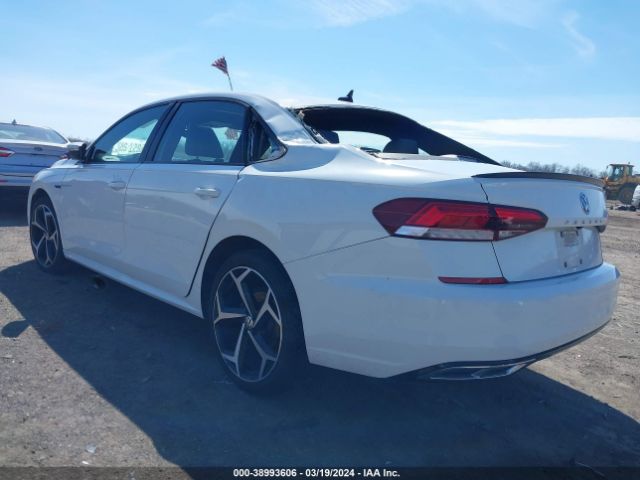 1VWMA7A31NC005954 Volkswagen Passat 2.0t R-line