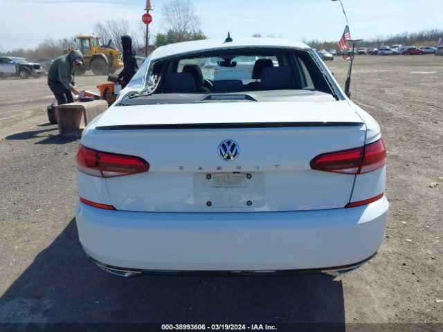 1VWMA7A31NC005954 Volkswagen Passat 2.0t R-line