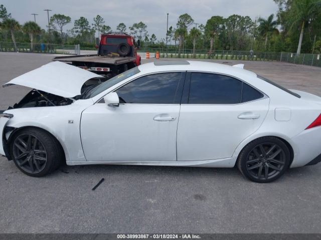 JTHBA1D27K5100639 Lexus IS 300