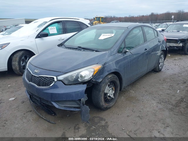 KIA FORTE LX 2015 KNAFX4A69F5270739 Image 2