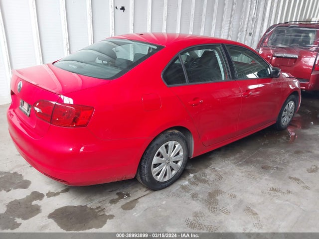 3VW2K7AJXEM428484 Volkswagen Jetta 2.0l S