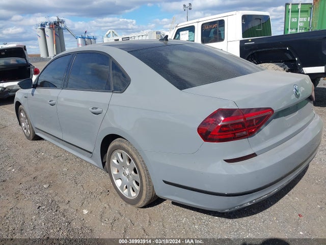 1VWJM7A38JC033268 Volkswagen Passat 3.6l V6 Gt