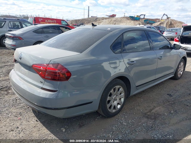 1VWJM7A38JC033268 Volkswagen Passat 3.6l V6 Gt