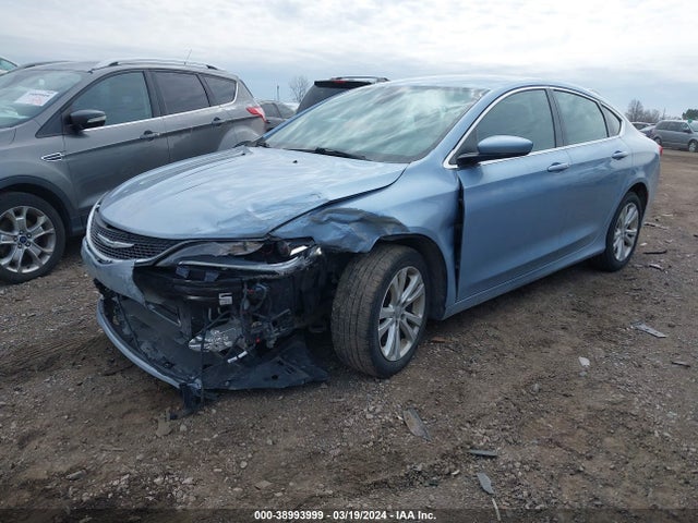 Chrysler 200 Limited 2015 1C3CCCAB7FN609527 Image 2