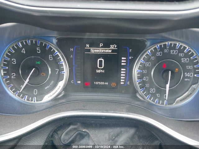 Chrysler 200 Limited 2015 1C3CCCAB7FN609527 Image 7
