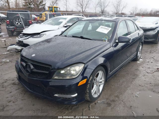 WDDGF8AB9ER303055 Mercedes-Benz C 300 Luxury 4matic/sport 4matic