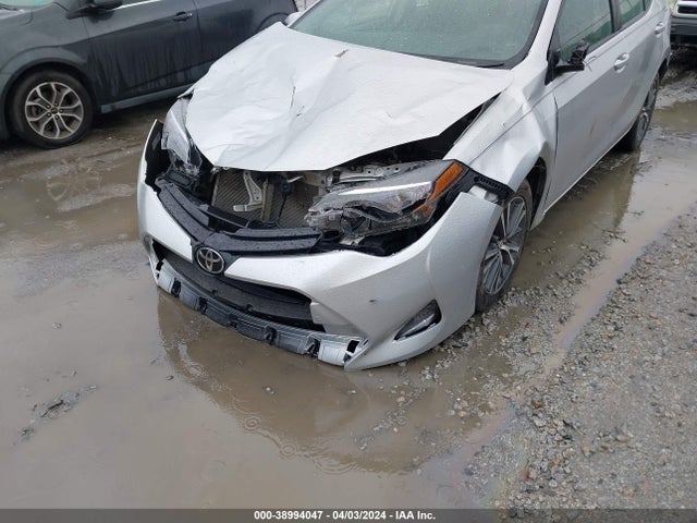 Toyota COROLLA LE 2018 5YFBURHE8JP775624 Image 6