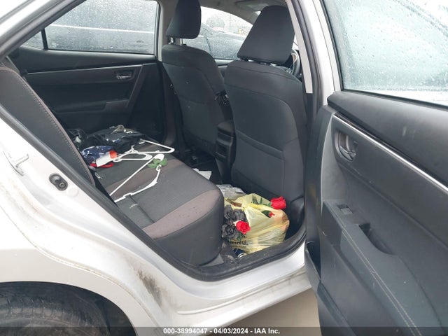 Toyota COROLLA LE 2018 5YFBURHE8JP775624 Image 8