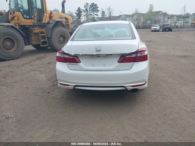 Honda ACCORD LX 2017 1HGCR2F37HA242372 Image 16